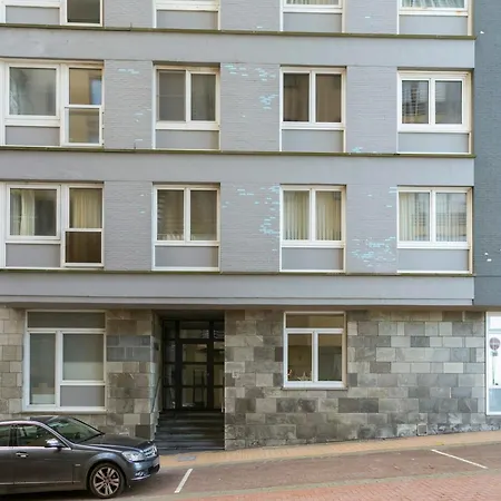 In Near Seafront Apartment *