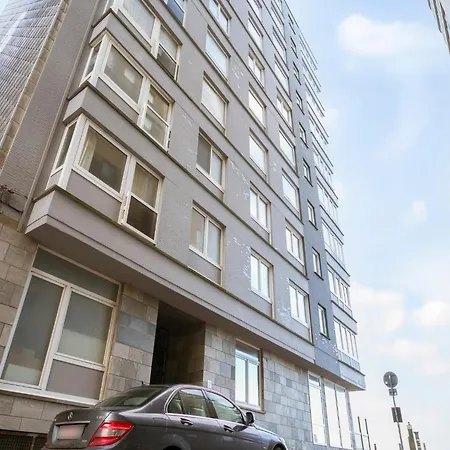 아파트 In Near Seafront