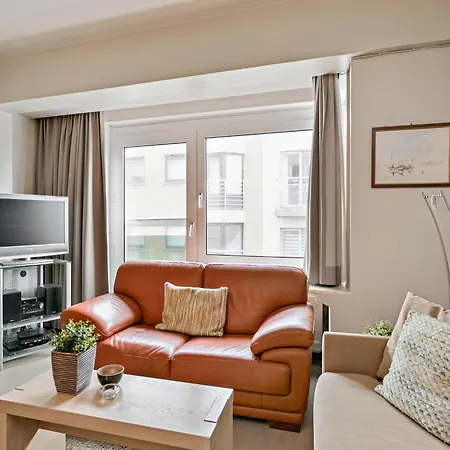 Apartment In Near Seafront